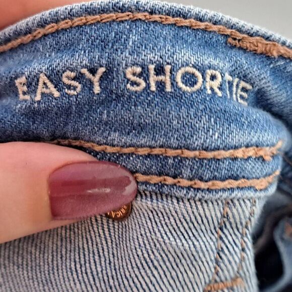 American Eagle Women's Plus Size Dreamy Drape Stretch Denim Easy Shortie size 14 - Picture 5 of 7